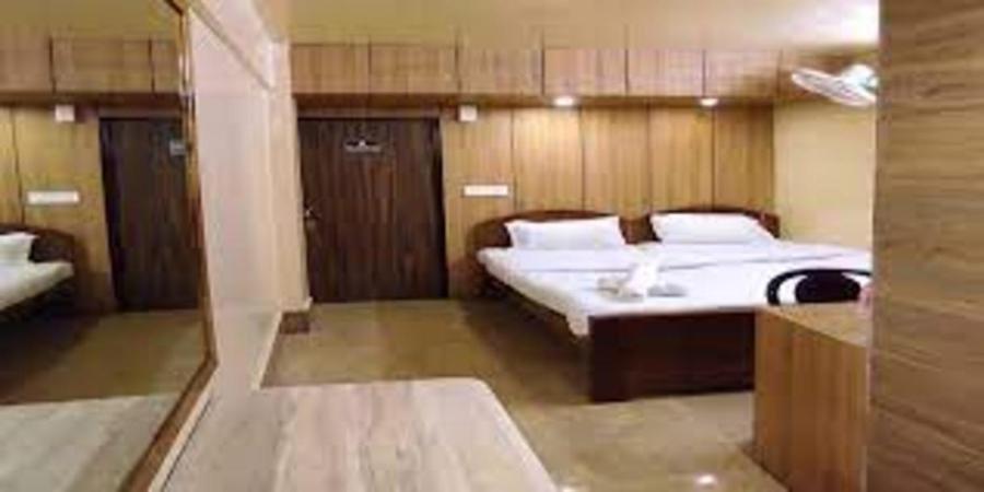 Baba Tourist Lodge Shillong Exterior foto
